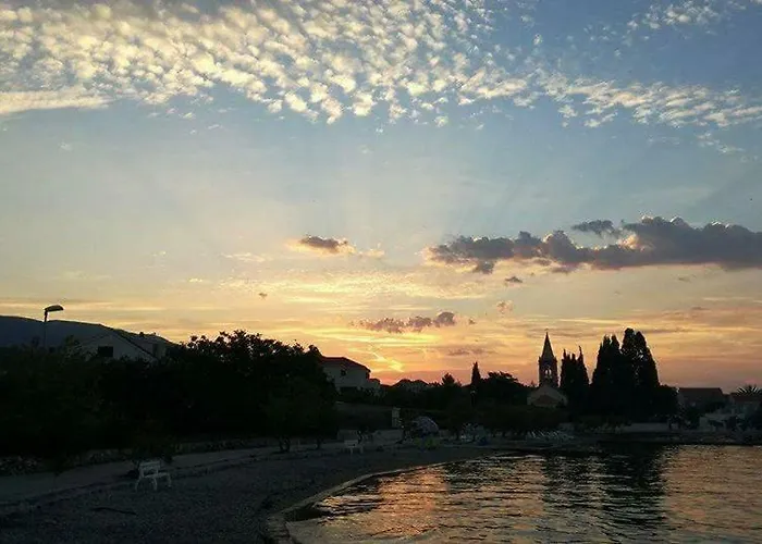 Urlic Apartment Sreser
